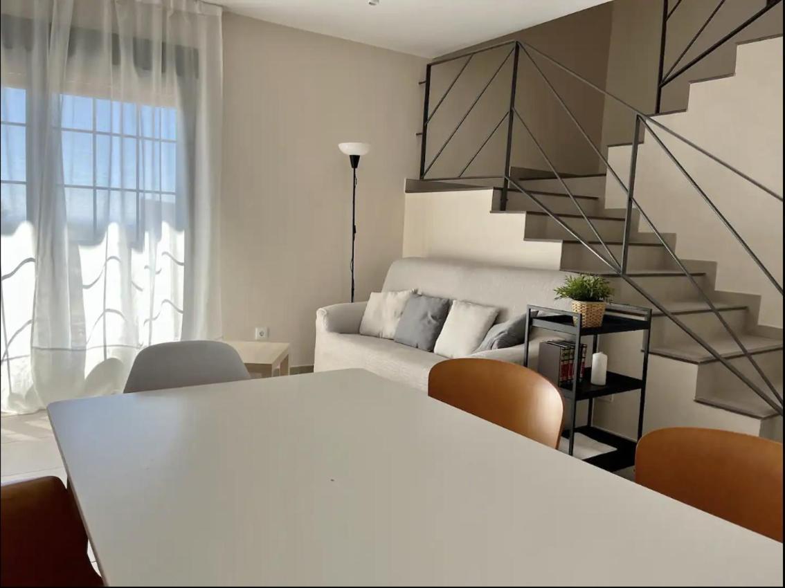 Apartamentos El Piquillo En Cadalso De Los Vidrios المظهر الخارجي الصورة